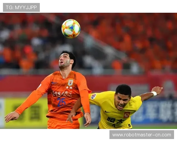 2018年恒大与鲁能激战回顾：巅峰对决中的精彩瞬间与战术分析