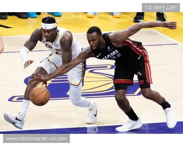 湖人对决热火央视直播分析精彩瞬间回顾与赛后点评